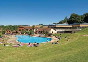 Cofton Country Holidays: Outdoor heated pool