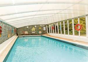 Brecon Beacons Resort: Indoor swimming pool